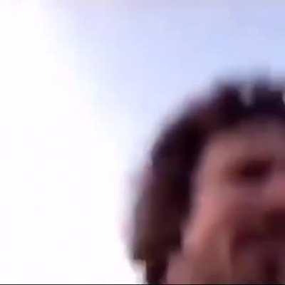 Luisito q haces sin mascarilla???