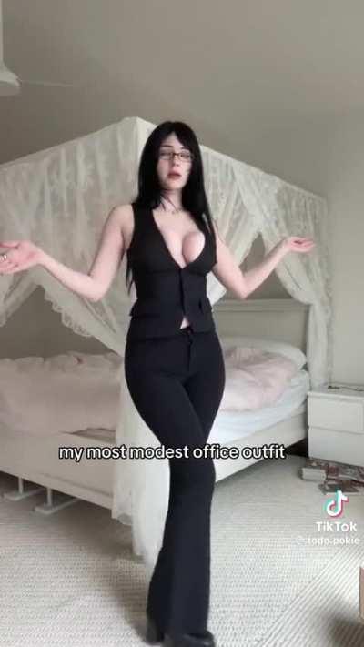 need her so bad @todie.pokie