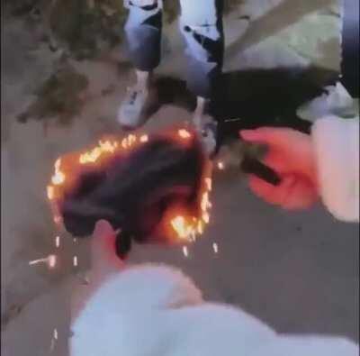 Rainbow steel wool burning