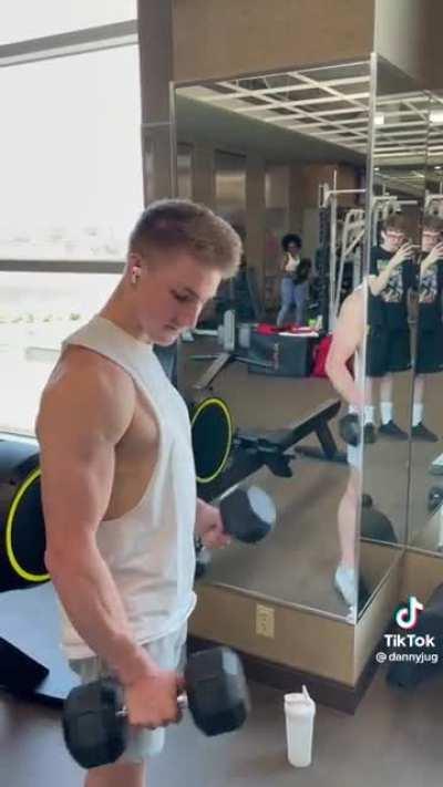 Is this achievable without being on something? 👀