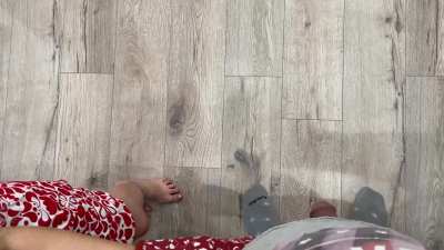 Big Ass Blonde Wife´s kitchen tease for precum only without a real orgasm but only for fun * taken from www.ignoringhandjobs.com