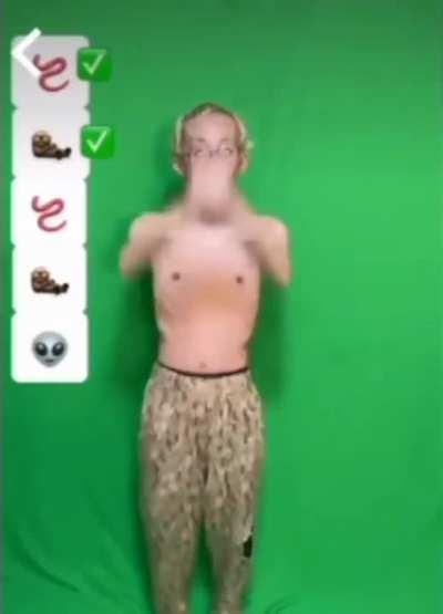 My ass crack is literally pouring with sweat rn someone wipe for me 🥺