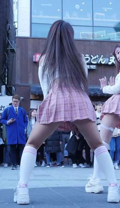 Beaglegirlfriend - Sooyeon - Sexy Upskirt Tease