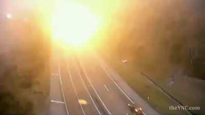 火焰泥头车来了