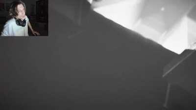 xQc playing DEVOUR but its only the jump scares