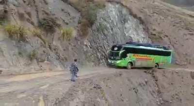 No pasa nada, pasa rápido nomás!