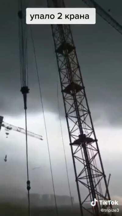 Cyka blyat cranes falling