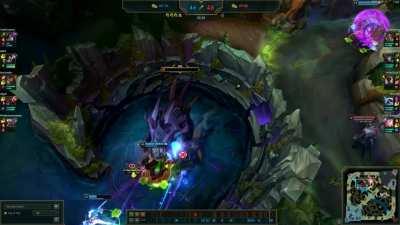 my 900 damage smite dealt 886 damage to the baron?