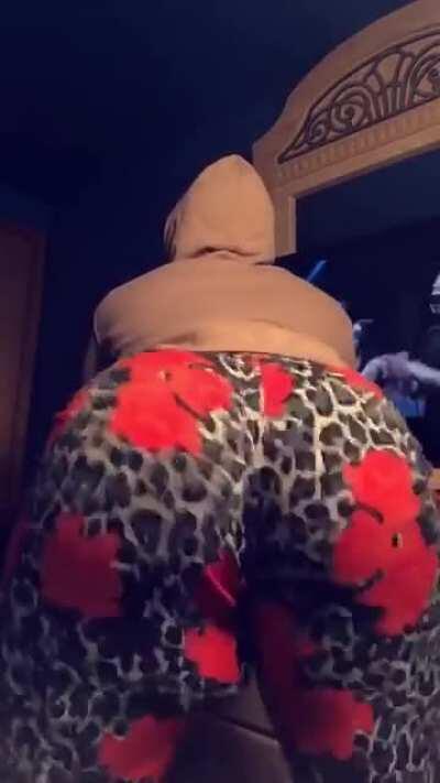 Love twerking my faggot ass🤪