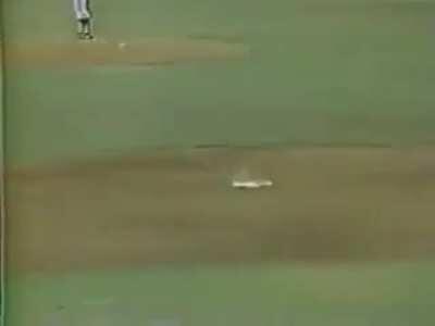 Play off of 2nd base