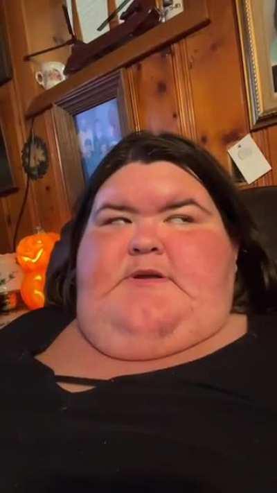 She just wants to kiss you