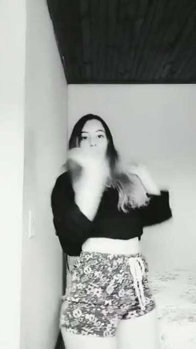 Sister (20) dancing in shorts. What would you do with her if I leave you both alone