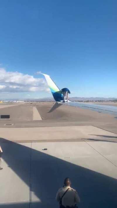 Look I am flying.....