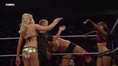 Layla is afraid of Kelly Kelly