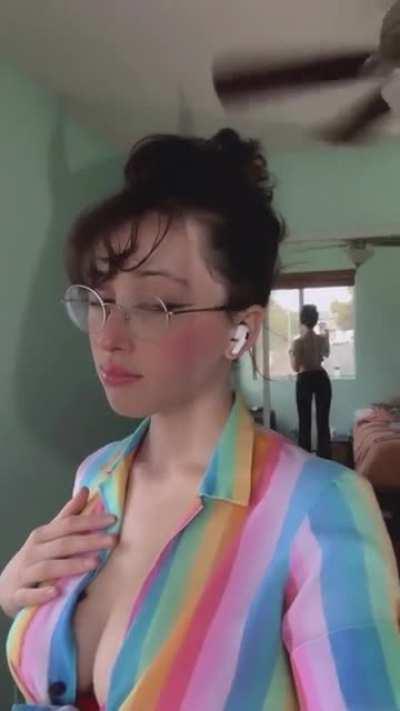 call me crazy but anuheanihipali gets my penis real hard, my dudes