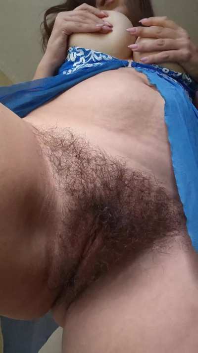 A hairy pussy is a happy pussy