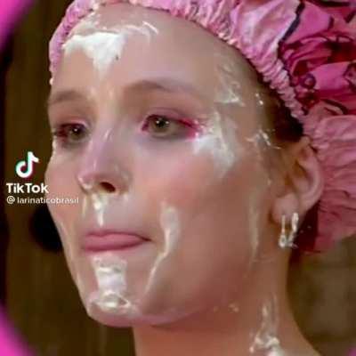 Foto tirada do antigo grupo dela no telegram, ta nos coment&aacute;rios, infelizmente o telegram excluiu as fotos antigas