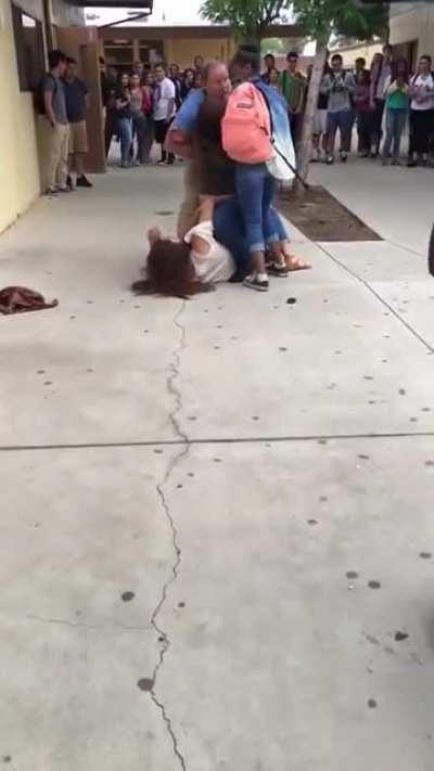 That's me in the white top jeans and sandals. Hoe managed to get on top because of her weight