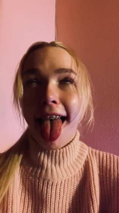 only say hi if you are stroking your cock rn