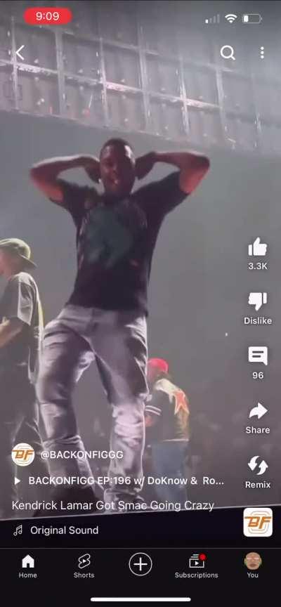Smac shaking ass n hips for Kenny on stage