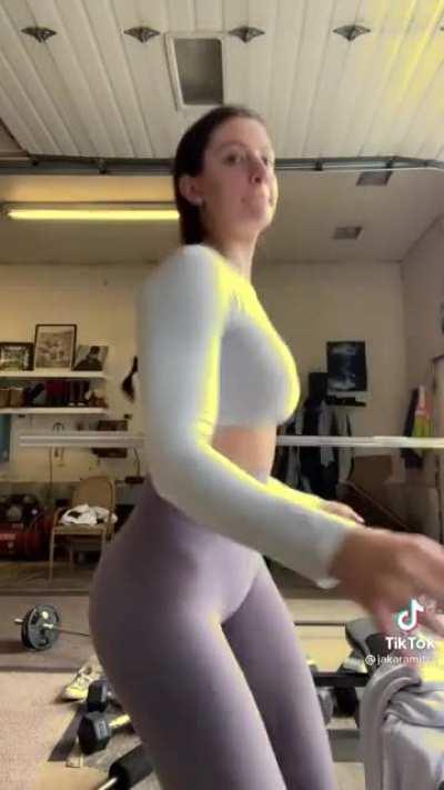 Yoga pants camel toe