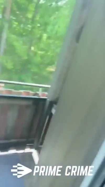 Man climbs into his Ex balcony w/ a knife