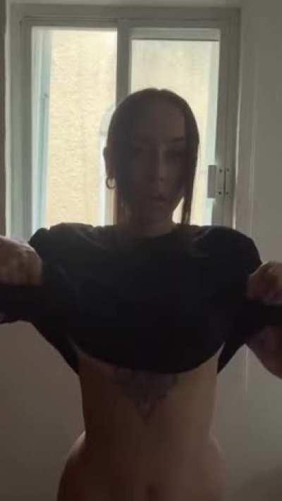 I’ll just leave this here 💋