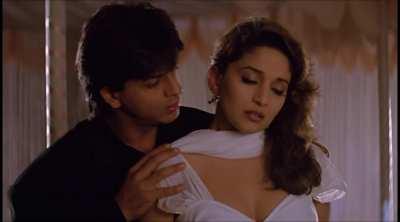 Madhuri Dixit iconic blouse from Dil To Pagal Hai (part 5)
