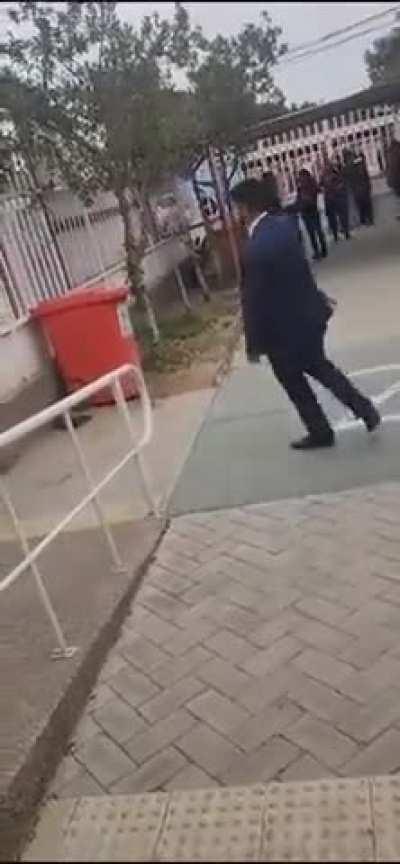 Alcalde de Tierra Amarilla contra funcionarios del Cesfam ante movilización gremial.