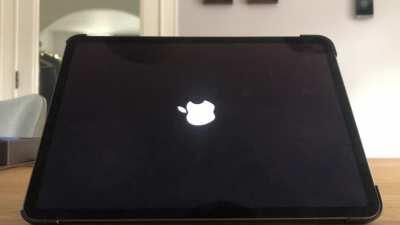 (Video, iPad Pro 2020) Sometimes while playing CODm (mostly BR), my iPad randomly gets a black screen with a purple line on the bottom and then it restarts itself. This only happens while playing Call of Duty. Is there someone else who got the same proble