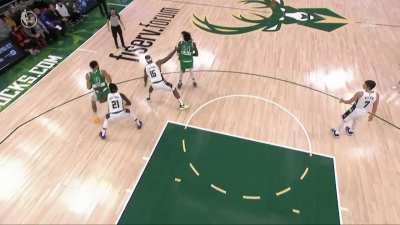 [Highlight] Robert Williams putback over Giannis