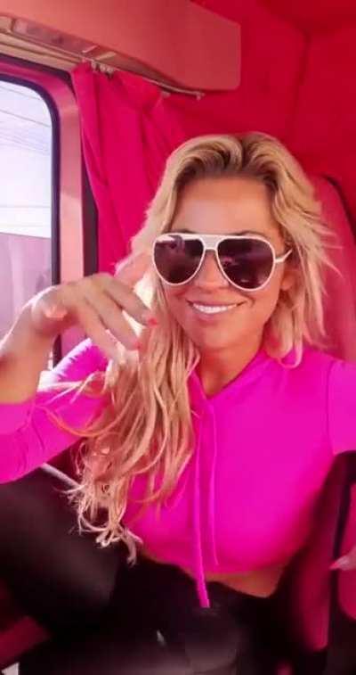 Sheila Bellaver, 🌸