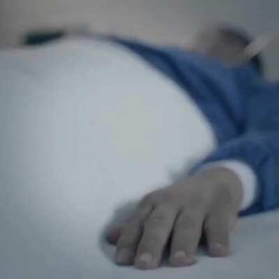 Excelente vídeo para mandar para a família. Servirá como minha justificativa para não ir às confraternizações de Natal e Ano Novo