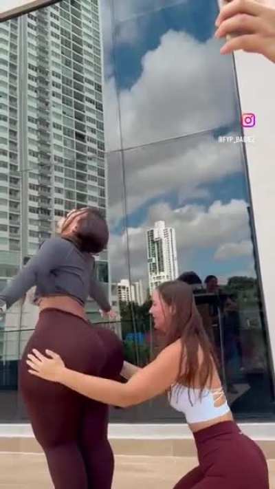 Kissing Gracie Bon’s bigger dominant ass in public