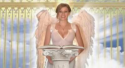 Olivia Taylor Dudley and her absolute units