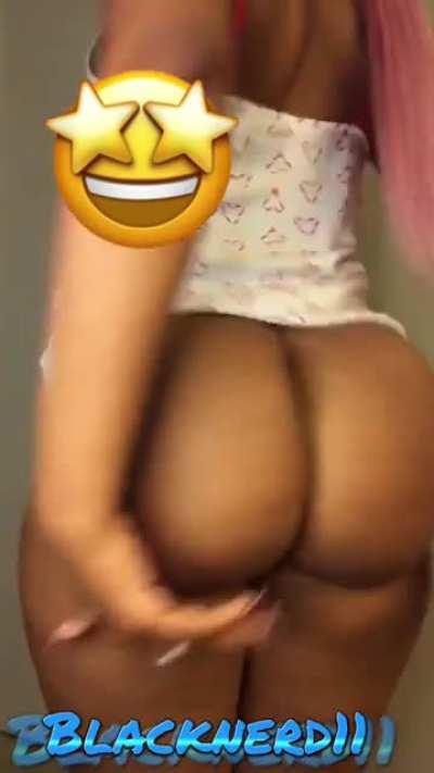 HMU on telegram (@ Blacknerd11) for Teen Links📲🛍 NO TRADES❌