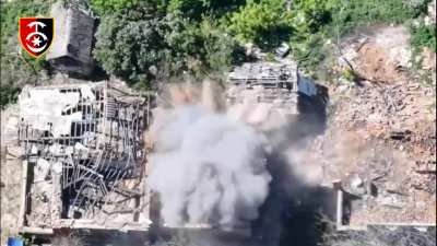 Ukrainian 30th Mechanized Brigade took out Russian soldiers, vehicles and EW equipment. Soledar direction. May 2025