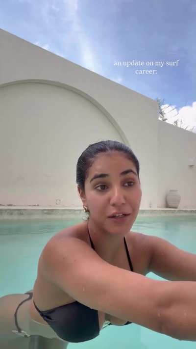 Surf Update in Sexy Bikini