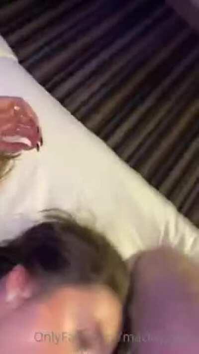 Mackenzie Jones Onlyfan Blowjob