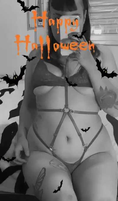 🎃 Halloween is here and this crazy witch knows it.😈 😈 These dates make me hornier than usual 🥵 I want to ruin your mind and your masculinity 🍤📏 SPOIL: im not soft ⚠️ dont fuck with me. I am not like the other goddesses.👑🥵