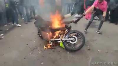 Tanzanian Motorcycle Thieves Burnt Alive