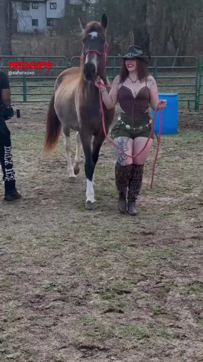 Cowgirls do it best🌾😁