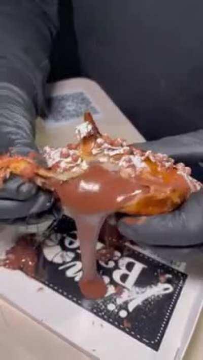 nasty amount of nutella in that croissant