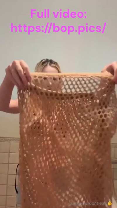 Lil Tay, Sophie Rain, Piper Rockelle in the server