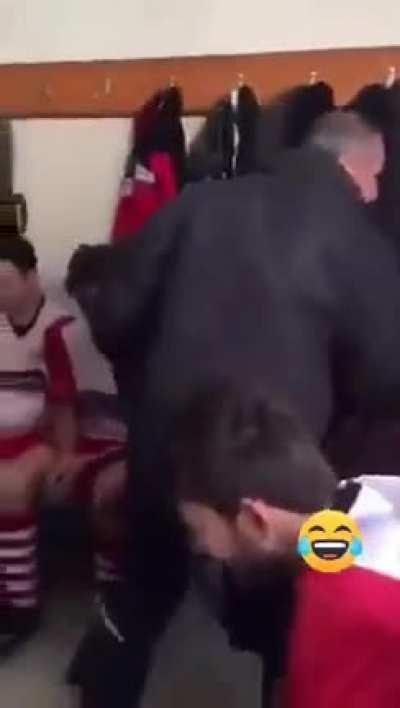 Leaked footage from Felix Sanchez half-time talk