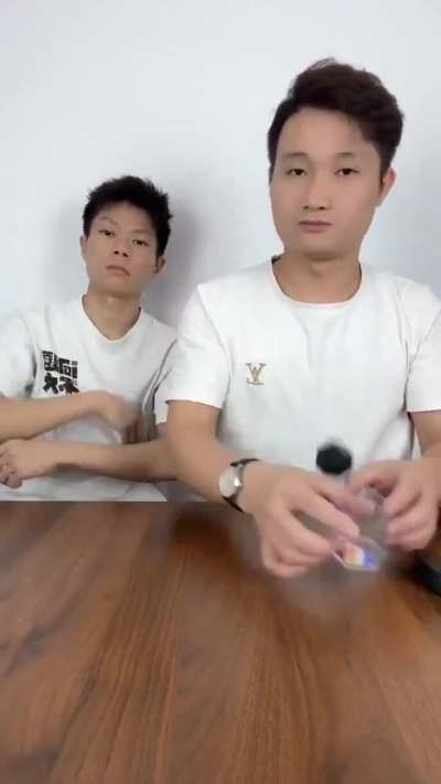 Magician tricks, exposed