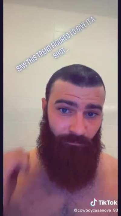 What’s the trend? Slutty shower slideshow?