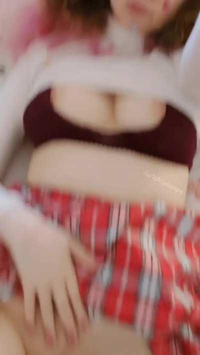 I need some cream for this pie 🥺💕