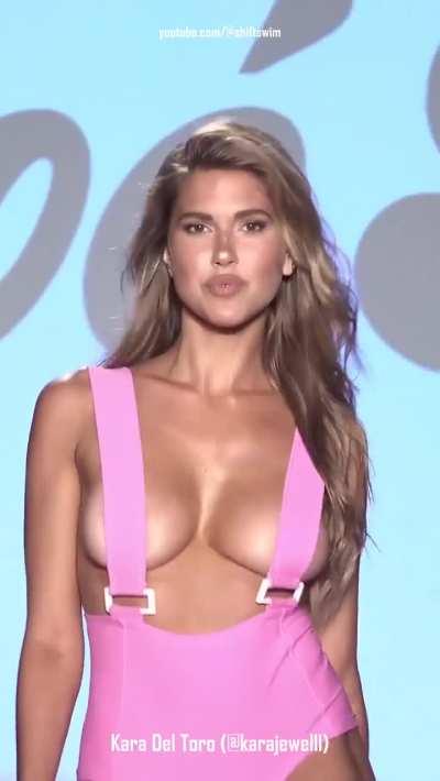 Kara Del Toro Chloe Rose Miami 2019