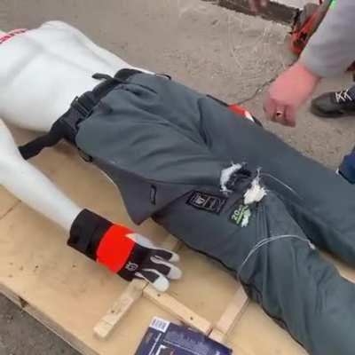 Chainsaw protective pants